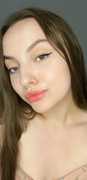 Charlotta Apple ass Model - Charlotta Apple ass