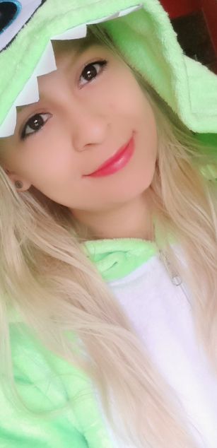 Model - Dasly Sunshine deepthroat