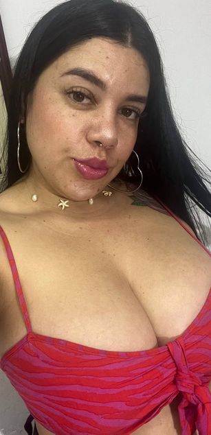 Model - dreabusty hairypussy