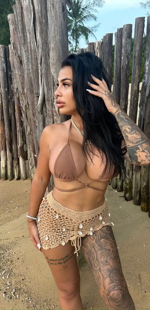 Model - FiresBomb777 blowjob