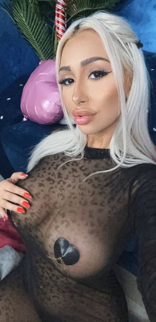 GoldenAmber ass Model - GoldenAmber ass