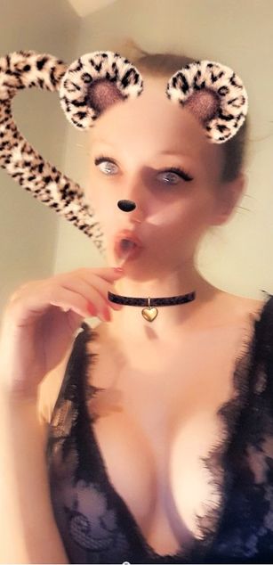Model - Mistressmilly32 fetish