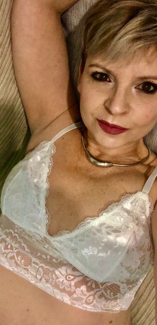Anouk Cavin milf Model - Anouk Cavin milf