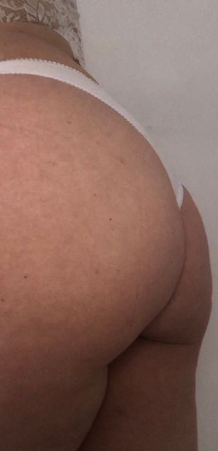 Anouk Cavin milf Model - Anouk Cavin milf