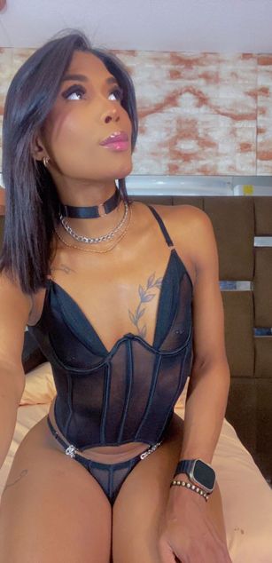 Model - Kimberly Moon bigcock