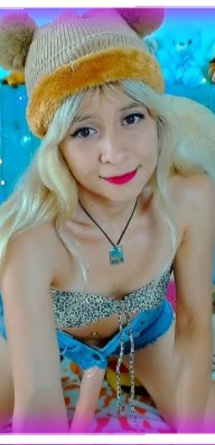 Model - Dasly Sunshine deepthroat