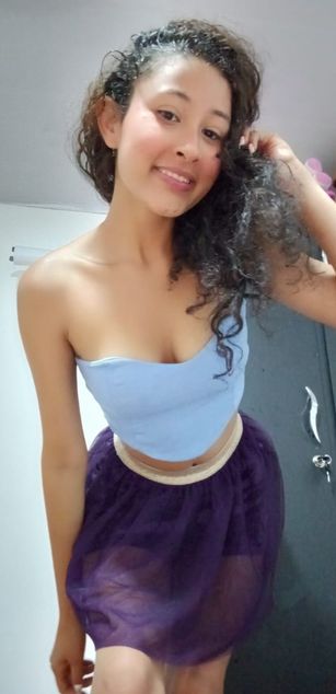 Model - Milkdulce1 deepthroat