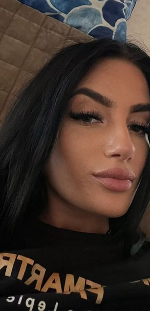 Model - ingridd bigass