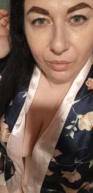 Mistress Justina curvy Model - Mistress Justina curvy