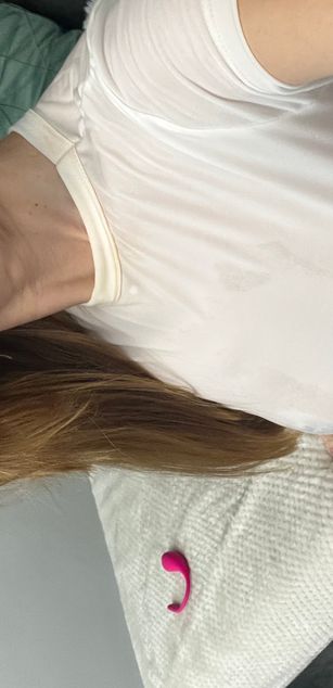 Model - Anne Hove deepthroat