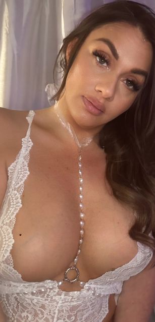 AdriannakendallXX milf Model - AdriannakendallXX milf