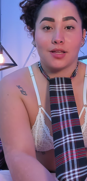 Model - Ayla_martinez deepthroat