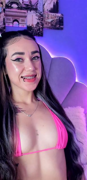 Athziry G deepthroat Model - Athziry G deepthroat