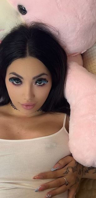 Model - LisaRae fetish