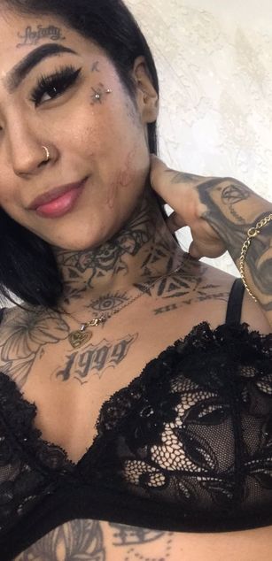 EmilieLake JOI Model - EmilieLake JOI