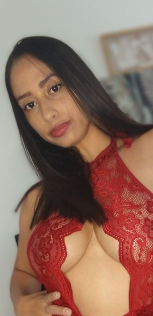 vania ass Model - vania ass