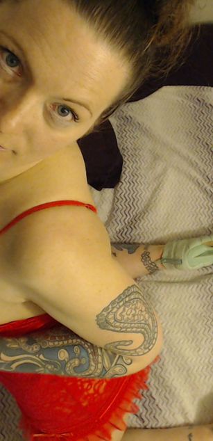 Model - JuliaLennon milf