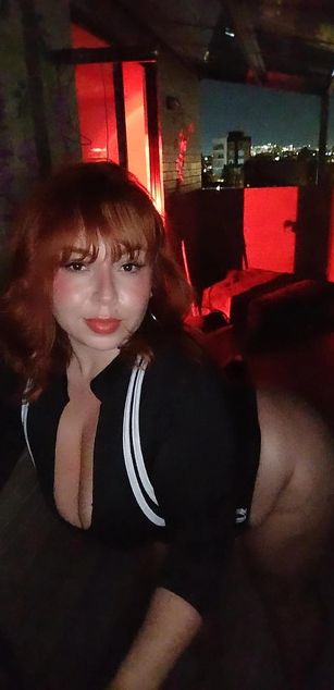 Model - Lorrein popten deepthroat