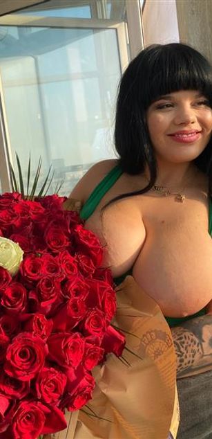 AmberRiso bigtits Model - AmberRiso bigtits