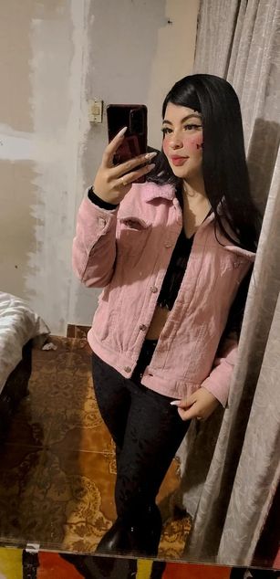 Model - Afrodita squirt