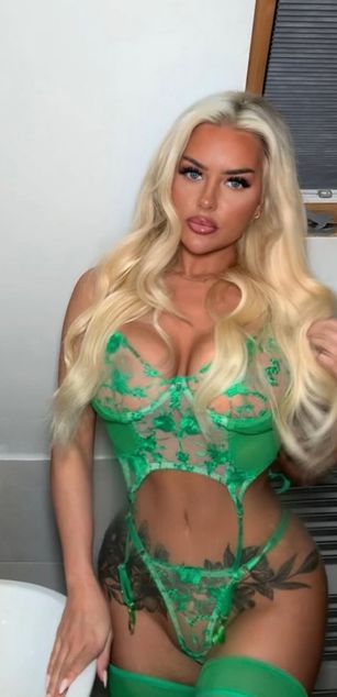 Ashleyy girl Model - Ashleyy girl