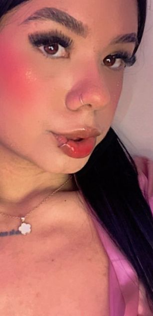 Model - VioletGrace sexy