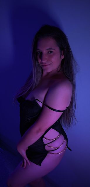 TessaQuinn deepthroat Model - TessaQuinn deepthroat