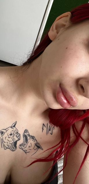 Model - Alissa_kiss dildo