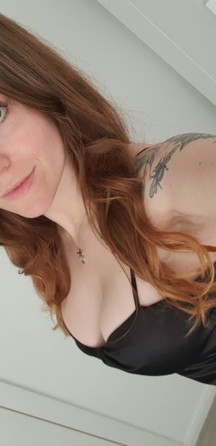 Goddess-Georgiee domination Model - Goddess-Georgiee domination