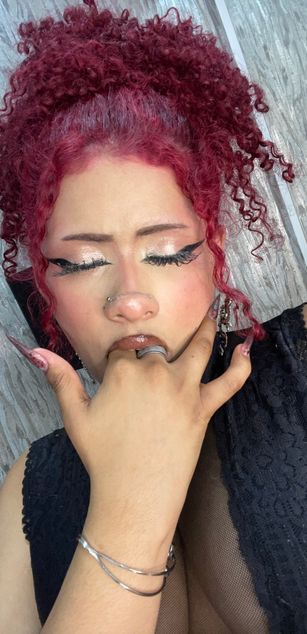 Idun Brunette blowjob Model - Idun Brunette blowjob