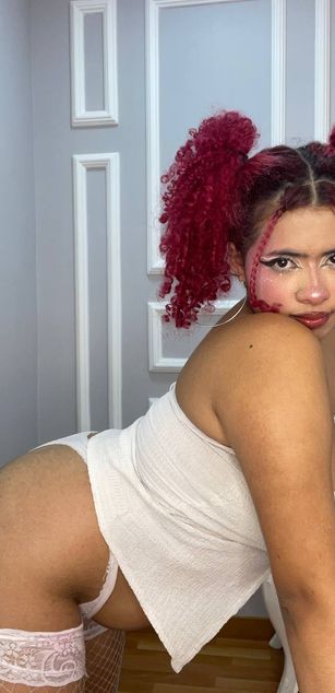 Idun Brunette blowjob Model - Idun Brunette blowjob