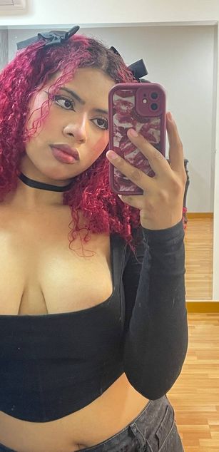 Idun Brunette blowjob Model - Idun Brunette blowjob