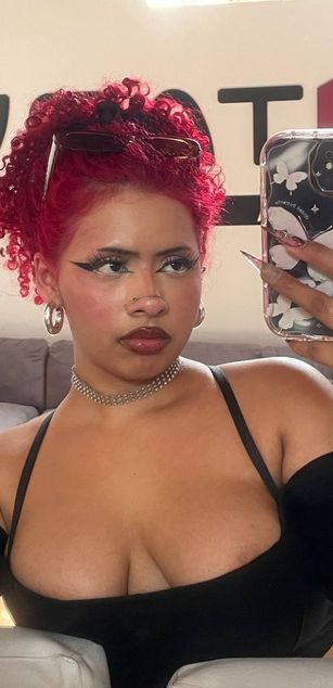 Idun Brunette blowjob Model - Idun Brunette blowjob