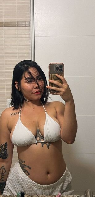 Lilith Rosee deepthroat Model - Lilith Rosee deepthroat