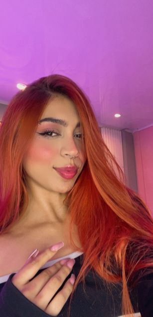 Polygonnia deepthroat Model - Polygonnia deepthroat