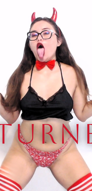 Model - Nocturne Venus blowjob