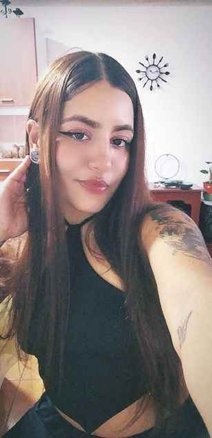 Model - JoyHills blowjob