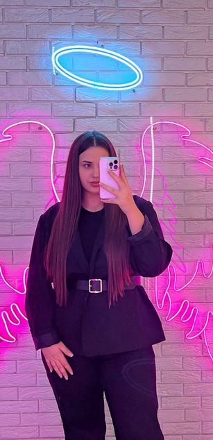 Model - Anietta boobs