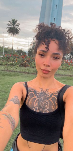 Model - SilvanaOwen LATINA