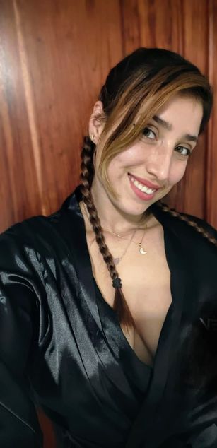 Model - Ckatterine_Ckatt curvy