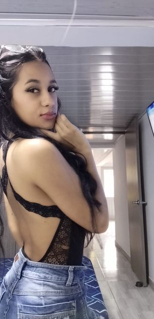 Model - Lucy Owens roleplay