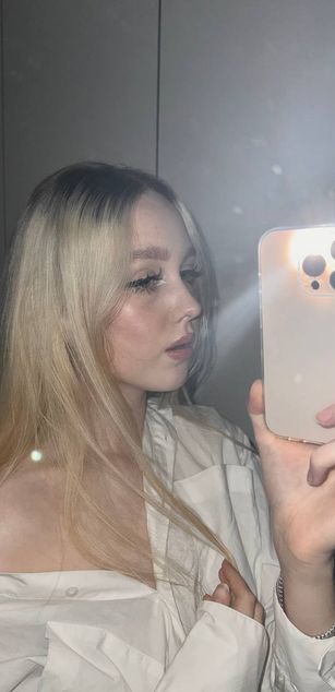 Model - Alice roleplay