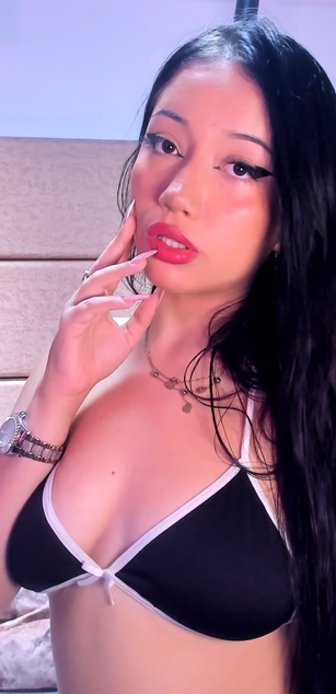 Model - BarbieMonet blowjob