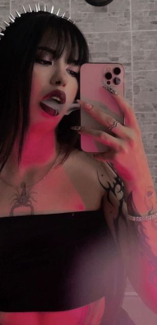 Model - Bad.Dixxxe fastresponse