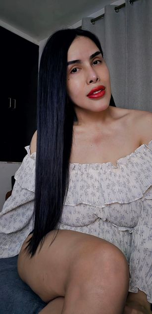 Model - MadocVentura striptease