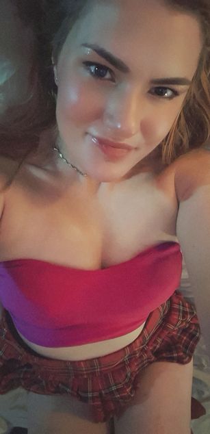 Model - Sadie Daniels dirtytalk