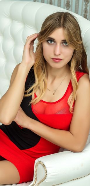 Model - KrisKiss sex