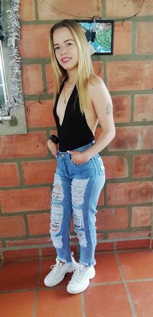 Model - Monamor 2
