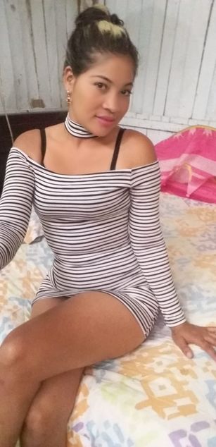 Model - Dilma Diva Tapasco Muoz latina