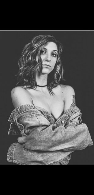 Model - lilMissCherryB fetish